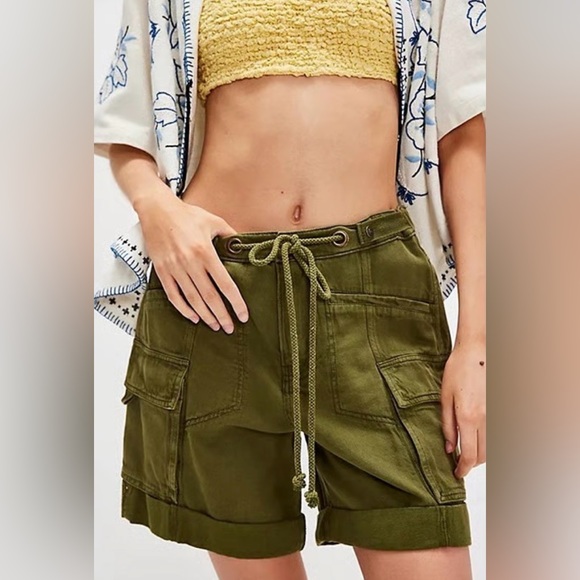Free People Pants - Free People Frankie Washed Shorts. NWT. Garden snake